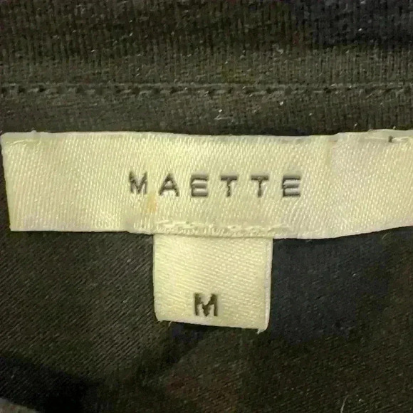 Stella & Dot black t shirt fitting with 3/4 length bell sleeves. Size Medium. - Picture 5 of 7